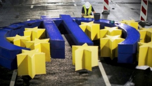 Ministrul Economiei din Franţa: Există lumină la capătul tunelului crizei din zona euro