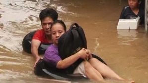 Dezastru în Indonezia: Peste 6000 de persoane şi-au părăsit locuinţele din cauza ploilor torenţiale