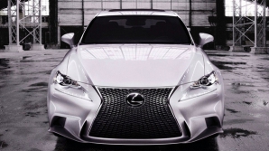 Primele imagini cu noul Lexus IS au fost făcute publice
