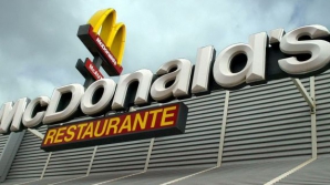 McDonald's îşi schimbă numele