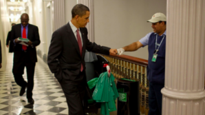 (VIDEO) Cele mai amuzante momente din primul mandat al preşedintelui Obama