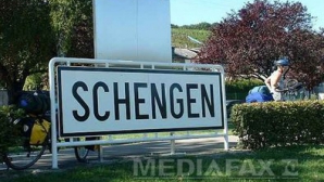 Aderarea României şi Bulgariei la spaţiul Schengen ar putea fi amânată