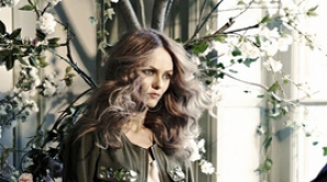 Actriţa Vannesa Paradis este noua imagine a firmei suedeze H&M 