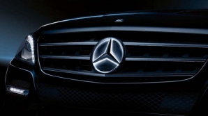 Autostrada.md: Mercedes-Benz şi-a reinventat sigla (VIDEO)
