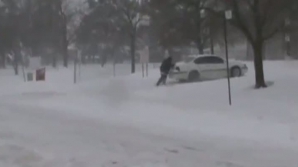 Coasta atlantică a Canadei, paralizată din cauza unei puternice furtuni de zăpadă