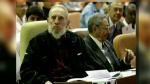 Imagini cu fraţii Castro din Cuba la deschiderea sesiunii Asambleei Naţionale din Havana