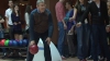 De 8 martie, Mihai Ghimpu a jucat bowling cu fetele din partid. "Şi aici verdele încurcă" (VIDEO)