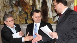 A doua săptămână de negocieri. Reprezentanţii partidelor din fosta AIE revin la masa de tratative