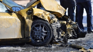 Accident în Rusia. Un Porsche s-a izbit de o Lada. Care a ieşit mai şifonată (FOTO)
