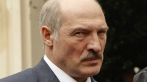 Lukaşenko critică bărbaţii homosexuali: Lesbienele pot fi iertate, gay-ii NU 