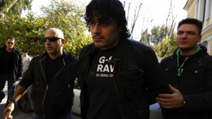 Cinci gardieni din Grecia, ţinuţi ostatici de un asasin, au fost eliberaţi