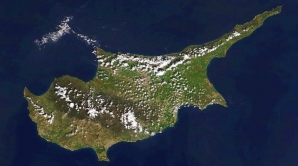 Cipru, pe marginea prăpastiei. Agenţia "Standard & Poor's" i-a retrogradat ratingul de credit