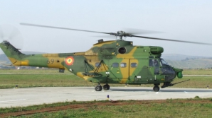 Un elicopter militar s-a prăbuşit în România. Autorităţile au anunţat că există trei victime