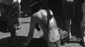 Tortură fizică în numele credinţei: Sute de catolici s-au lăsat biciuţi pentru a se curăţa de păcate