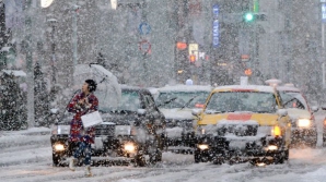 Nordul Japoniei, devastat de o furtună de zăpadă: Cel puţin nouă oameni au murit