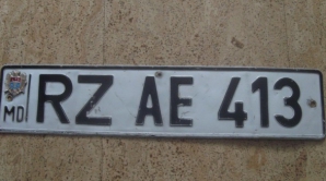 Autostrada.md: Cât costă pe Ebay plăcuţele de înmatriculare din Moldova