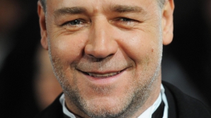 Russell Crowe ar fi capturat imagini ale unor OZN-uri în Grădina Botanică din Sidney