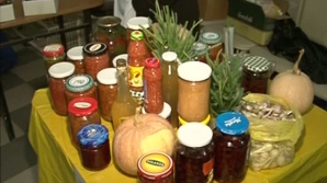 (VIDEO) În Capitală se desfăşoară primul târg al produselor de post. "Avem de toate"