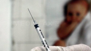 Cercetătorii americani au reuşit să vindece o fetiţă născută cu HIV 