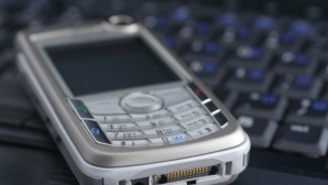 Să vezi şi să nu crezi! Ce au descoperit poliţiştii scoţieni într-un telefon mobil