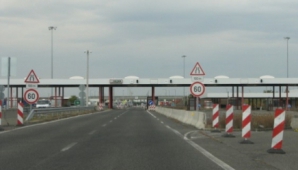 Serviciul Vamal şi Poliţia de Frontieră nu se pot înţelege. Sunt sau nu închise punctele de trecere a frontierei din nordul ţării?