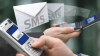 Mesajele prin intermediul aplicaţiilor, mai multe decât SMS-urile. Ce impact ar putea avea această evoluţie