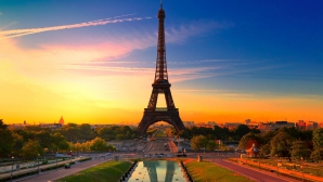 Alertă cu bombă la Paris. Zona Arcului de Triumf a fost evacuată