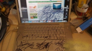 Imagini INTERZISE părinţilor! Ce se întâmplă în câteva momente de neatenţie FOTO