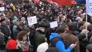 Miting al opoziţiei în Rusia. Sute de oameni au cerut eliberarea deţinuţilor politici