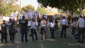 Parlamentul Ciprului a adoptat planul de salvare a ţării. Decizia a fost întâmpinată cu proteste 