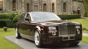 Cel mai mare showroom Rolls-Royce 
