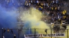 (VIDEO) Un "superclasico" cu incidente. Fanii echipelor Boca Juniors şi River Plate au urcat pe garduri şi au aprins fumigene