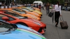 Lamborghini celebrează 50 de ani de istorie: 350 de supermașini au mers în coloană în Italia