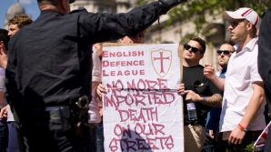 (VIDEO) "Musulmanii sunt criminali". Un marş ultranaţionalist a avut loc la Londra 