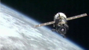 Capsula spaţială rusească Soyuz, cu trei astronauţi la bord, a revenit cu succes pe Pământ 