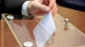 Alegătorii din trei localităţi din ţară sunt aşteptaţi în turul doi de scrutin, pentru a-şi alege primarii