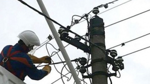 Informaţii de ultima oră: 16 localităţi din şapte raioane rămân fără energie electrică