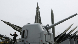 Coreea de Nord ar deţine până la 200 de lansatoare mobile de rachete, potrivit unui raport