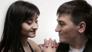 Costi Burlacu şi Corina Ţepeş, fideli tradiţiilor. Cum au sărbătorit interpreţii Paştele