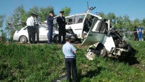 Tragedie în Rusia: 10 oameni au murit în urma unui accident rutier