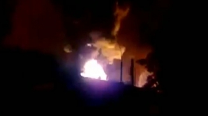 Incendiu pe calea ferată: 17 cisterne cu combustibil au deraiat  în apropiere de o staţie feroviară