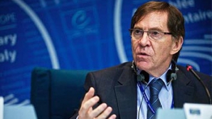 Mignon l-a sunat pe Timofti: "Legile votate de PLDM şi PCRM ar putea periclita parcursul european al Moldovei"