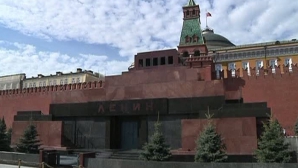 Mausoleul lui Vladimir Lenin de la Moscova a fost redeschis publicului