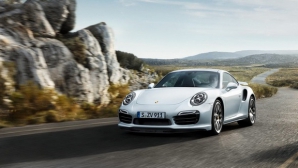 POZE şi informaţii oficiale: Porsche 911 Turbo şi Turbo S