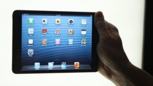 Apple, atacat cu propria invenţie. Cum foloseşte Microsoft Siri ca să se răzbune pe rivalul său VIDEO