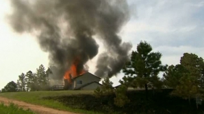 Două persoane şi-au pierdut viaţa din cauza incendiilor de vegetaţie din Colorado