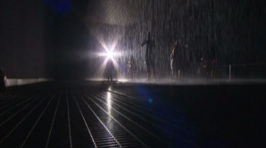 La Muzeul de Artă Modernă din New York, oamenii pot controla vremea (VIDEO)