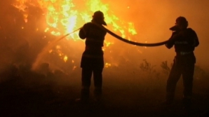 Lupta cu incendiile din Colorado. Prin ce trec pompierii pentru a salva locuinţele oamenilor