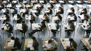 BAC 2013: Peste 25.000 de elevi vor susţine azi examenul la limba străină 