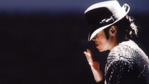 NU E GLUMĂ! Un judecător din SUA a acceptat o mărturie de la fantoma lui Michael Jackson